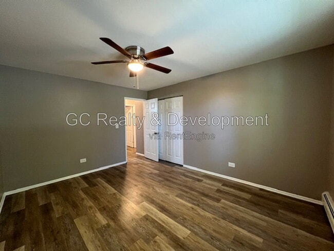 Building Photo - 314 N Warwick Ave