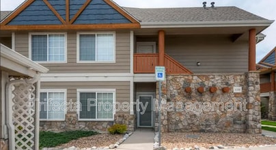 Building Photo - 1288 Lake Cir