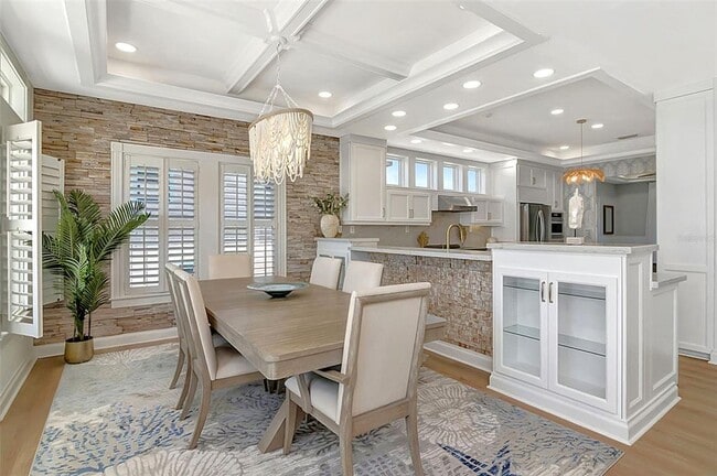 Building Photo - 644 Boca Ciega Isle Dr