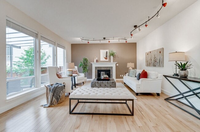 Building Photo - Stunning Bethany Home with 3,111 Sq Ft, Four Bedrooms + Dedicated Office & Covered Backyard Deck