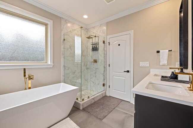 Building Photo - 6502 Hearth Falls Dr