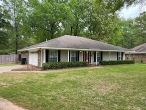Building Photo - Beautiful 3 Bedroom Shreveport Home