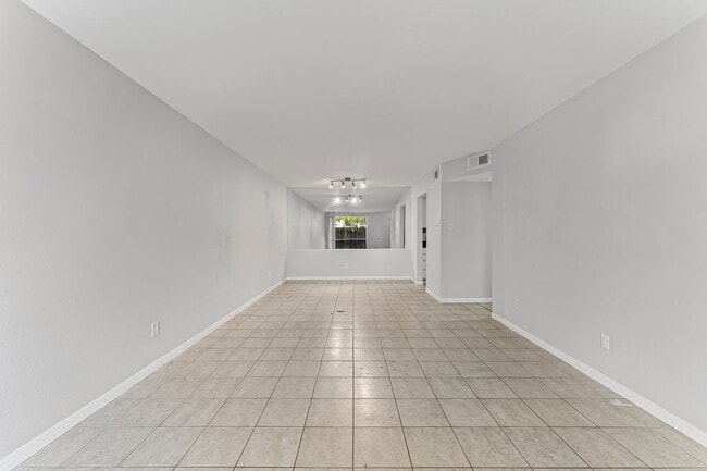 Building Photo - 4627 Wild Indigo St