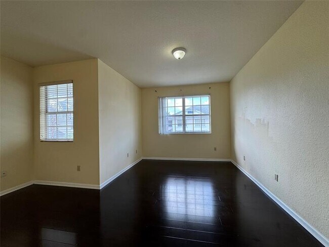 Building Photo - 3069 NW 30th Pl