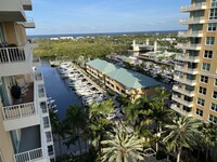 Building Photo - 700 E Boynton Beach Blvd