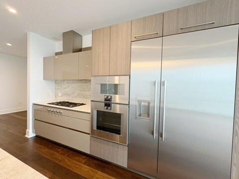 Building Photo - 363 E Wacker Dr