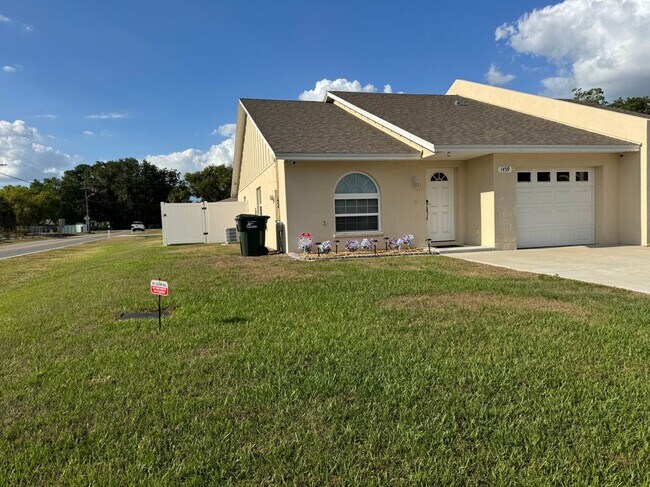 Building Photo - 1459 Shirley Dr