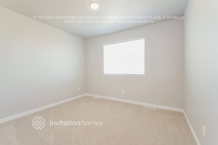 Building Photo - 7338 Green River Ave