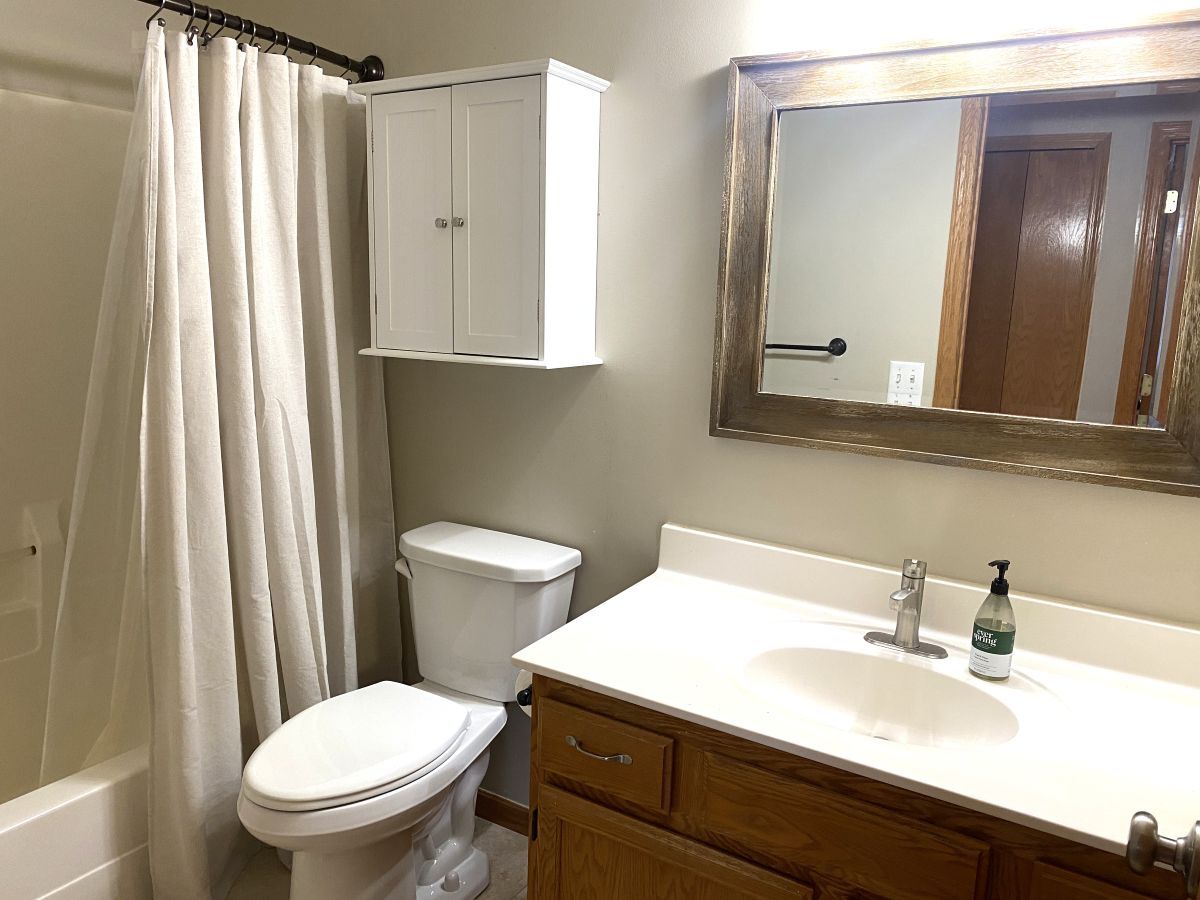 Building Photo - 17975 Cobblestone Way