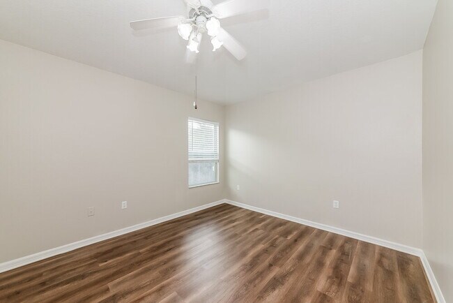 Building Photo - 12608 Evington Point Dr