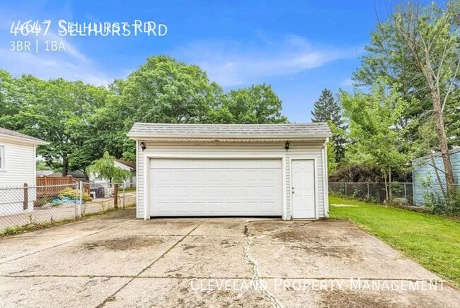 Building Photo - Wonderful North Olmsted Home