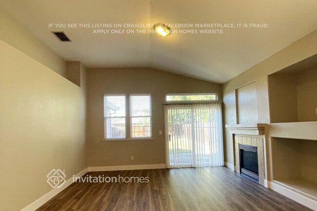 Building Photo - 7479 Damascas Dr
