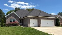 Building Photo - 441 Adalynn Cir