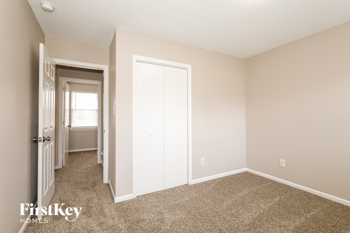 Building Photo - 8116 Maxwelton Dr