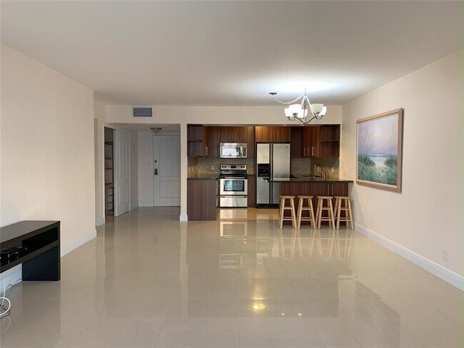 Building Photo - 3800 S Ocean Dr