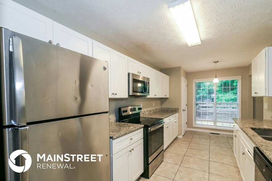 Building Photo - 5550 Pemrock Ct