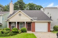 Building Photo - 1252 Gates Cir SE