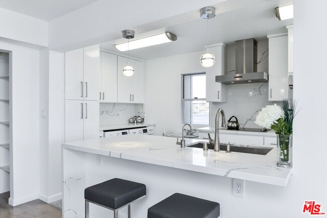 Building Photo - 201 Ocean Ave