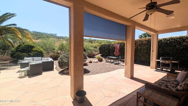 Building Photo - 38162 S Desert Bluff Dr
