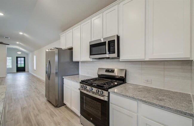 Building Photo - 8307 Blue Shell Ln