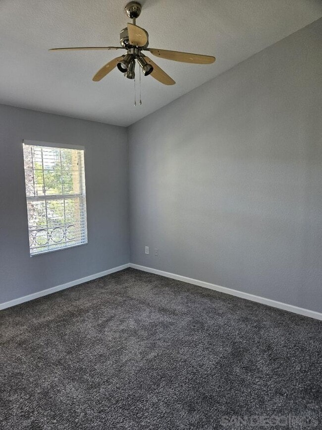 Building Photo - 10284 Wateridge Cir