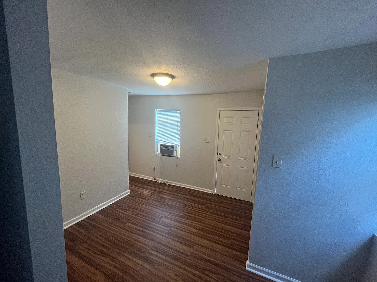 Building Photo - 6230 Waldo Dr