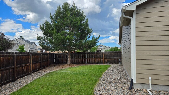 Building Photo - 14392 Woodrock Path