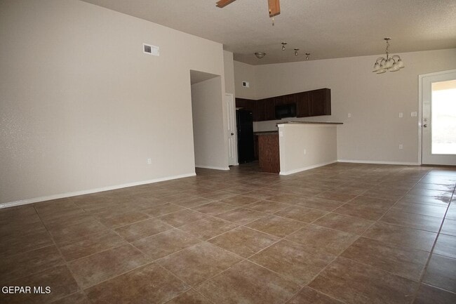 Building Photo - 10692 Canyon Sage Dr