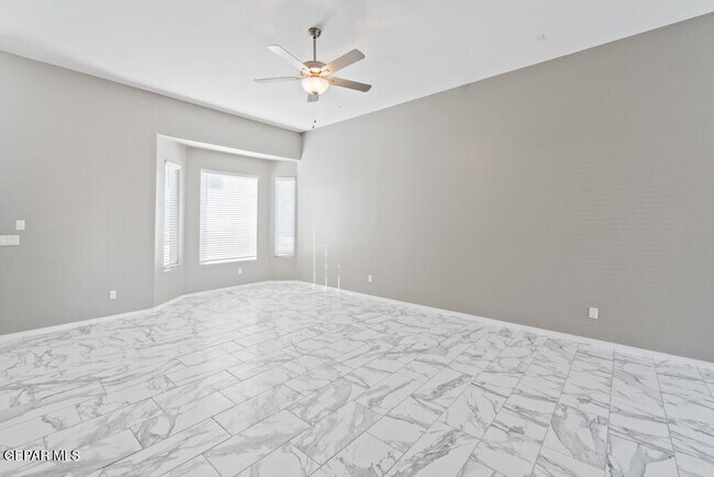 Building Photo - 13591 Lawkland St