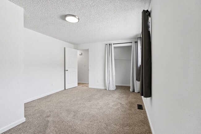 Building Photo - 6902 Alpine Way - Located in West Valley