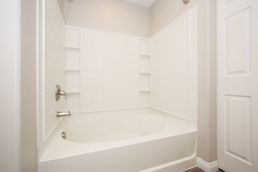 Building Photo - 7706 Unicorn Tapestry Ct