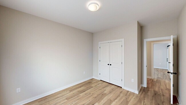 Building Photo - Beautiful New Construction 3 BR Townhome i...