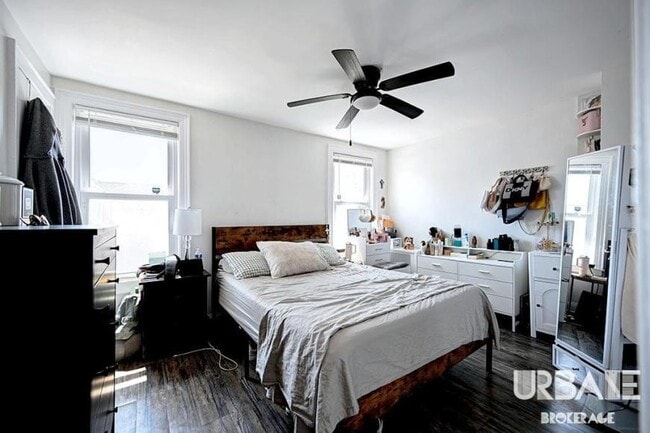 Building Photo - 2 bedroom in OZONE PARK NY 11417
