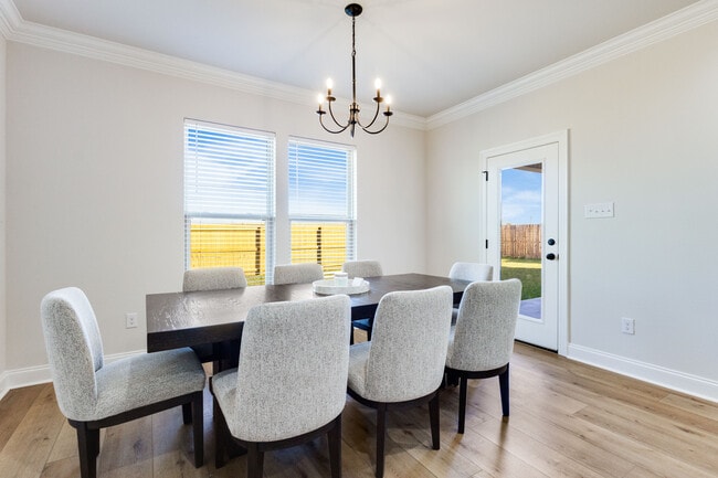 Building Photo - 104 Claystone Rd