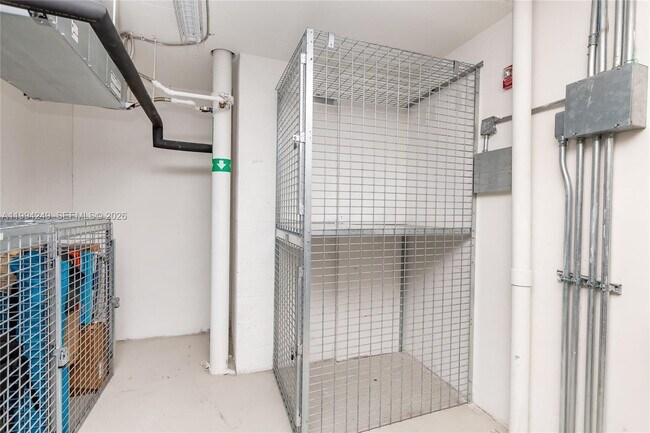 Building Photo - 31 SE 5th St