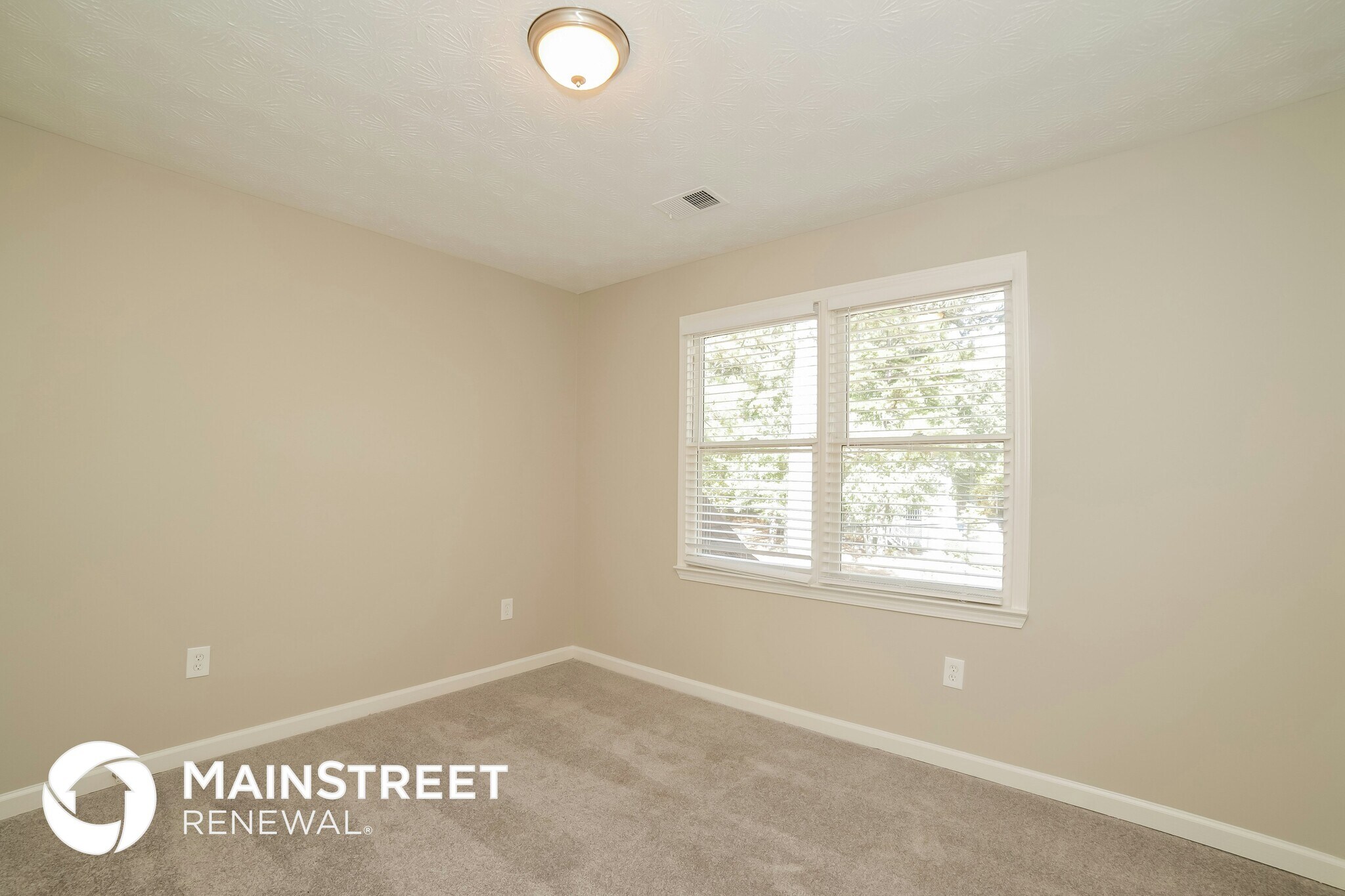 Building Photo - 85 Oak Landing Dr