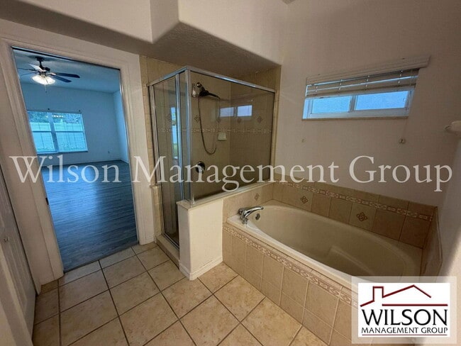 Building Photo - 4309 Hickory Stone Cir