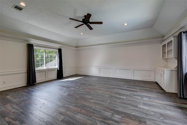 Building Photo - 20642 Laurel Lock Dr