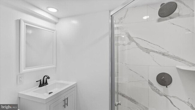 Building Photo - 2529 Liberty Pkwy