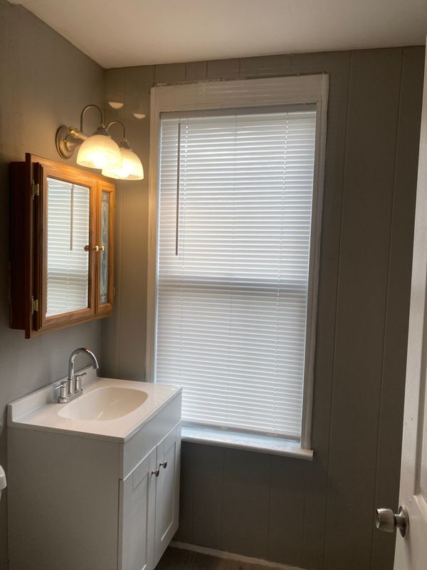 Building Photo - 1291 Purcell Ave