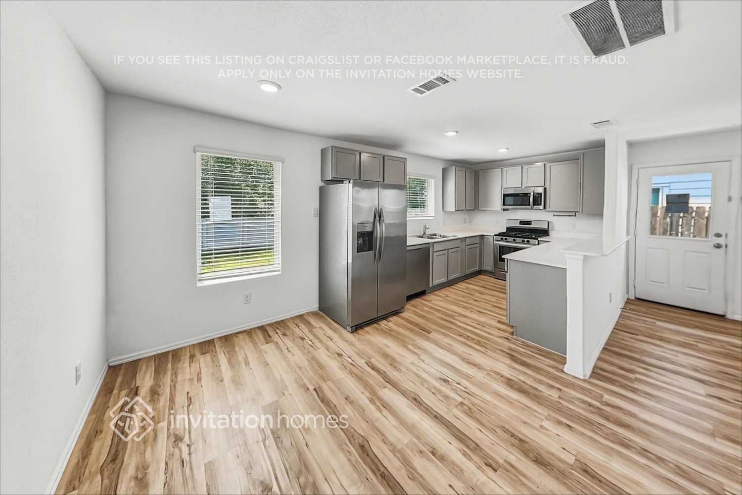 Building Photo - 22360 Sonora River Trce
