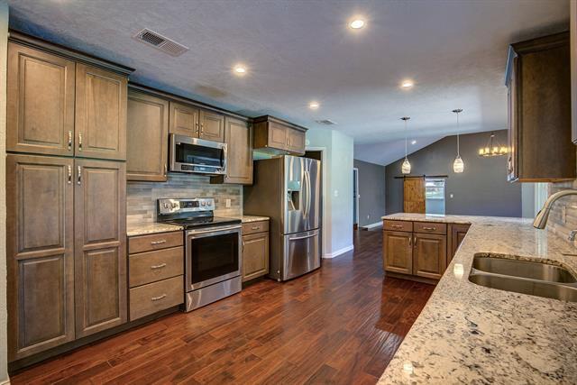 Building Photo - 8010 Anchorage Pl