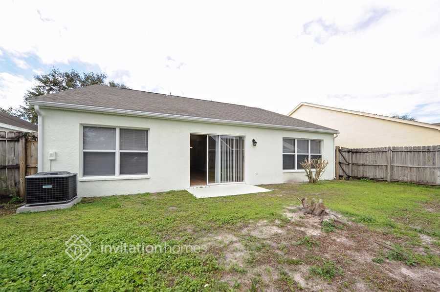 Building Photo - 9403 Posen Pl