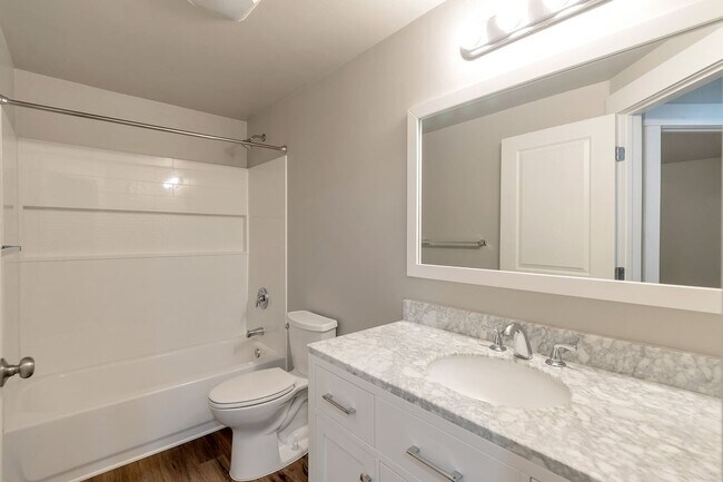 Building Photo - Available Now | American Fork, UT | 5 Bed | 3 Full Bath | Single-Family Home
