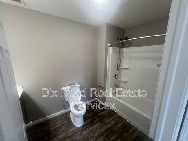 Building Photo - 244 Timber Hill Dr