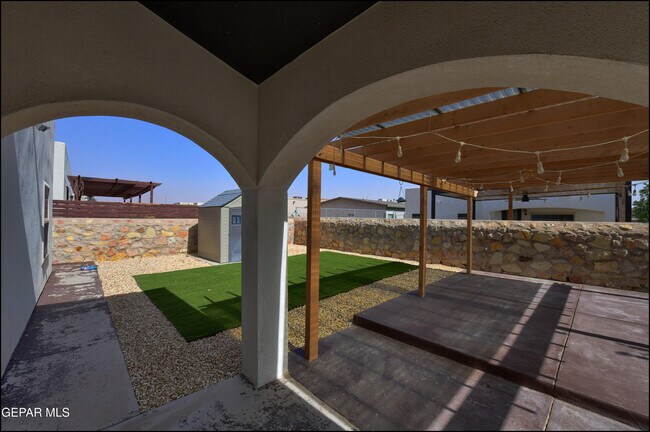 Building Photo - 14852 Willie Worsley Ave