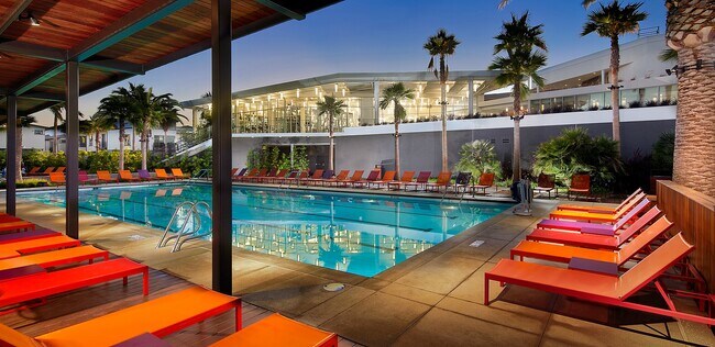 Building Photo - 13200 Pacific Promenade