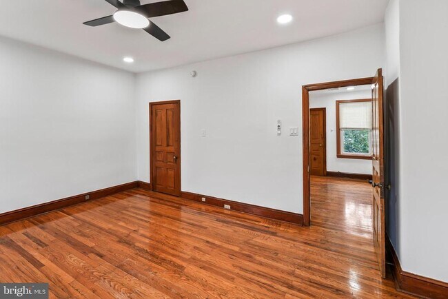 Building Photo - 801 N 26th St