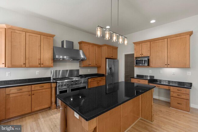 Building Photo - 9724 Centennial Meadows Ln