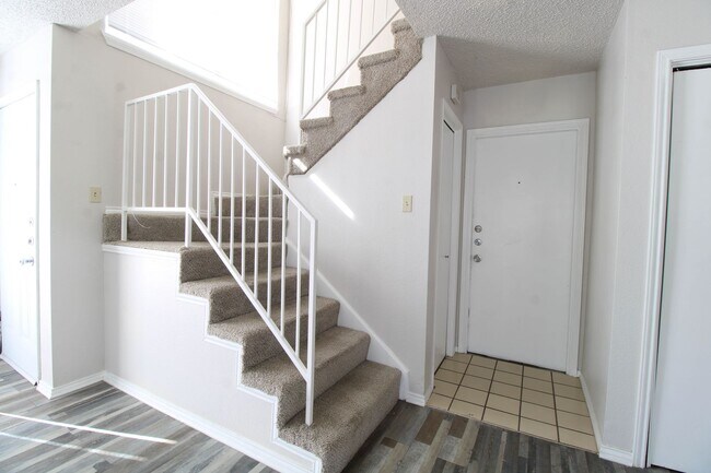 Building Photo - *****PRICE REDUCTION*****